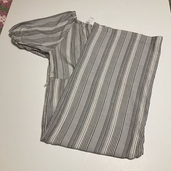 GAP NWT Puff Sleve Jumpsuit, 4P. Lightweight, Striped tswift engagement vibes - Picture 6 of 13